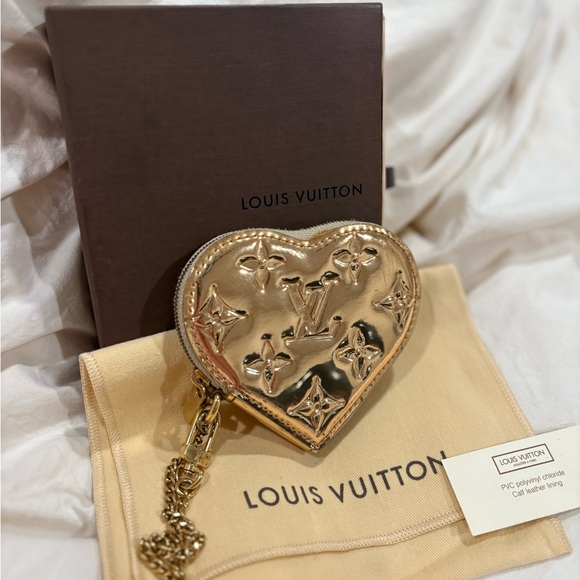 Louis Vuitton Accessories - Vintage Louis Vuitton Monogram Miroir Heart Coin Purse (Porte Monnaie Coeur)